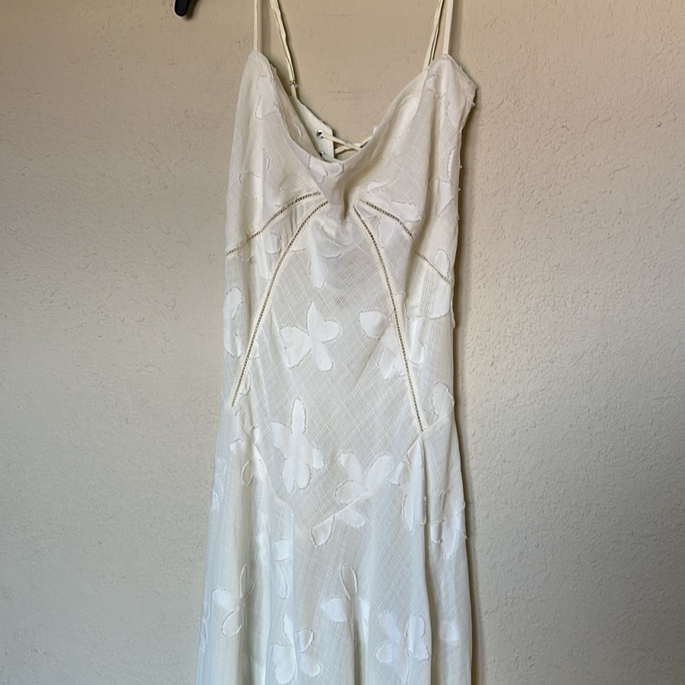 HOUSE OF CB 'Seren' Vintage Cream Floral Lace Back Maxi Dress NWOT size XS - Picture 6 of 17